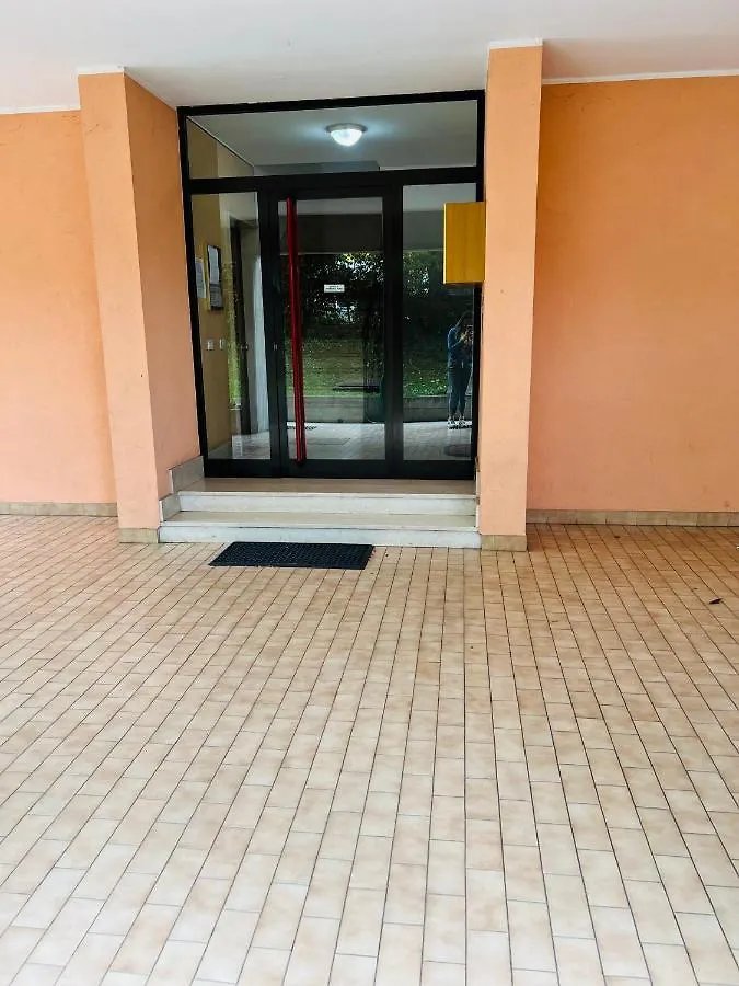 House Of Lake Garda 卡斯特努沃德加尔达 0*,  意大利
